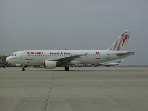 チュニジア航空 A320